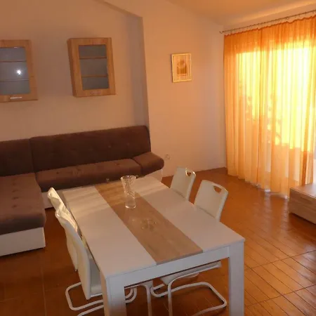 Daire Apartman 3 *